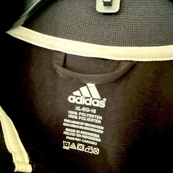 Adidas Men's Black Windbreaker with White Stripes - Picture 4 of 6